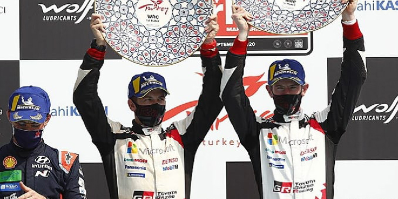 Гонщик Toyota Элфин Эванс выиграл Ралли Турции WRC. Фото