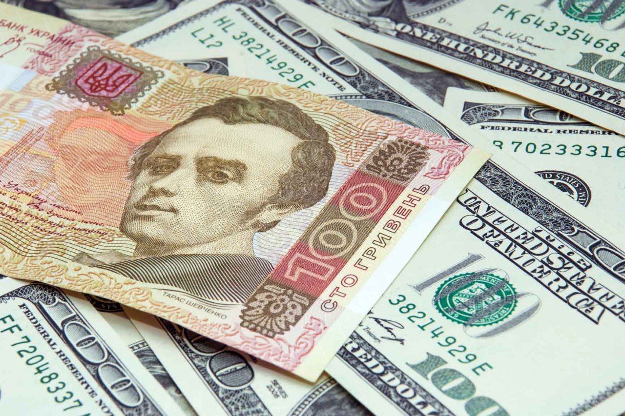 Украинцы назвали лучшую валюту для хранения сбережений